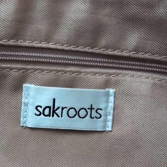 Sakroots Ryder Crochet Canvas Crescent Crossbody Shoulder Bag Boho Scandi Girl - Picture 9 of 13